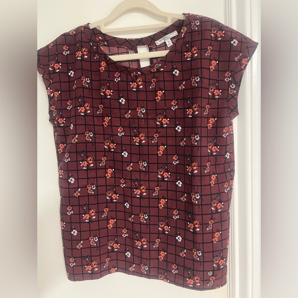 Abercrombie & Fitch Burgundy Floral Grid Blouse